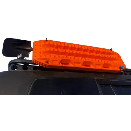 Support incliné de Maxtrax sur galerie - comprend aussi support de pelle