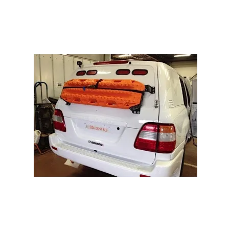 Support de plaques à sable Maxtrax sur le hayon pour Toyota HDJ100 N4-Offroad