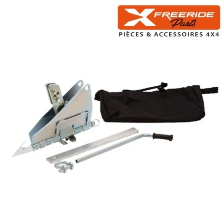 Ancre terrestre de désensablage en acier. Comprend une manille de 4,75T et un sac de transport